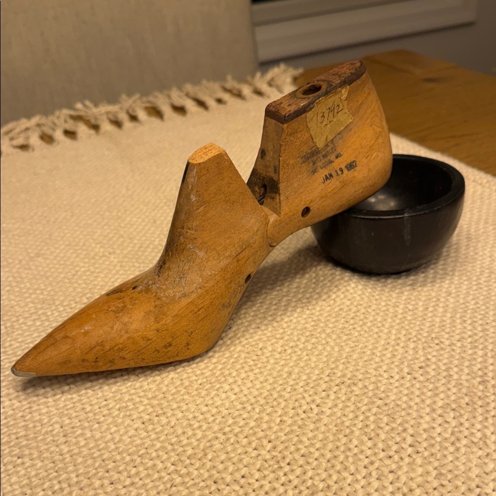 Vintage Women’s Shoe Last
